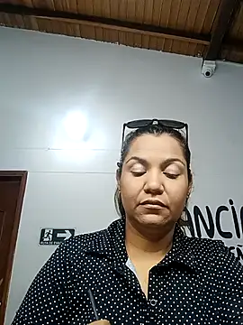 Samaraa Lee online show from November 18, 11:55 am