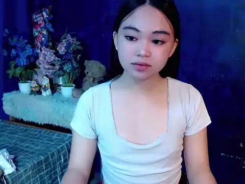 lustfullakim online show from February 24, 2:49 pm