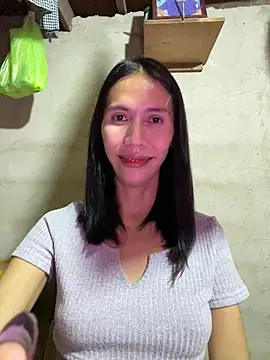 bellaUtops online show from March 1, 7:35 pm