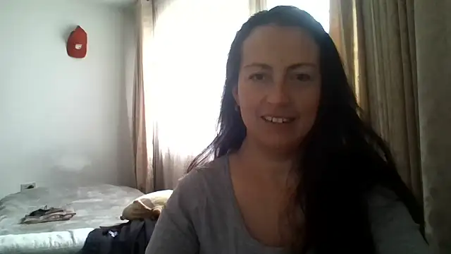 Lauryn Jones online show from July 21, 6:08 pm