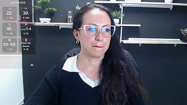 Lauryn Jones online show from June 22, 8:39 pm