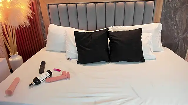 Valery Shadey online show from November 21, 10:01 pm