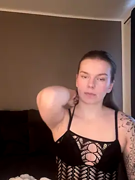 LisaFreierxx online show from December 21, 9:13 am