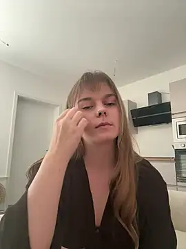 LisaFreierxx online show from August 8, 4:15 pm