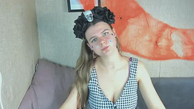 Zorianaa online show from November 4, 9:20 pm