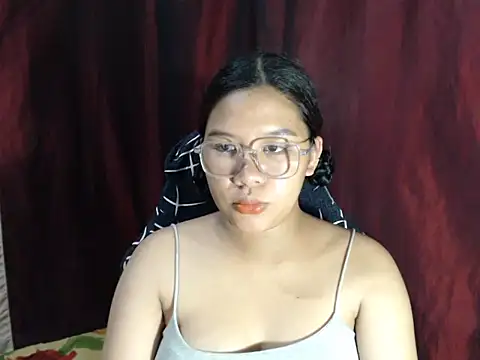 hotsexyreb online show from March 13, 4:25 am