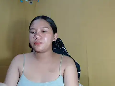 hotsexyreb online show from March 17, 5:44 am