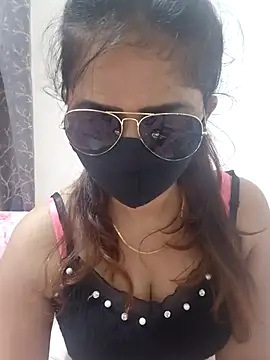 Aarti909090 online show from June 25, 5:58 pm