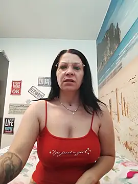 SugarDiamonds online show from June 22, 6:21 am