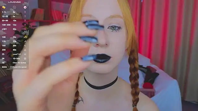 WICKEDEMBER online show from March 15, 6:48 am