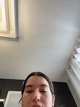 provocatrixxxx online show from March 19, 4:06 am