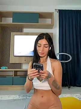VickyM99 online show from April 30, 4:39 am