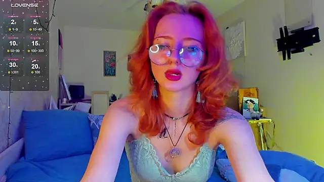 DragonflyLiza online show from November 16, 8:27 am