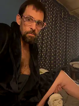 biggdaddyandqueenn online show from December 20, 1:31 am