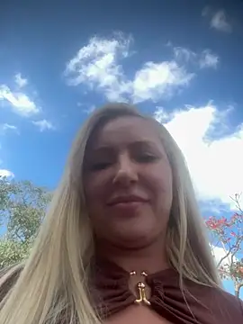 melisboa online show from July 26, 3:42 pm