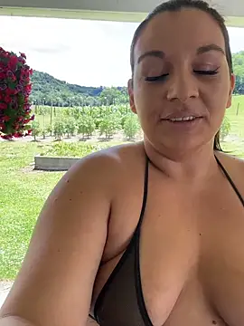 thickfarmtwat online show from June 16, 6:20 pm