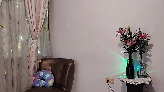 Bella Exhibition online show from January 17, 9:00 pm