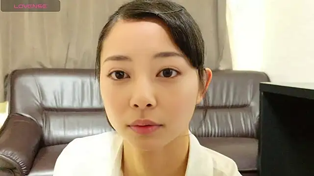 --Hina-- online show from April 6, 12:21 am