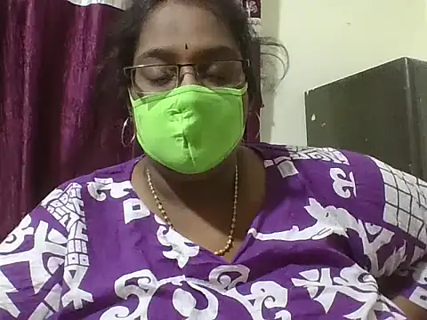 hootypriya online show from April 30, 8:03 pm