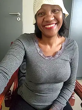 Mommy Sienna online show from April 29, 2:42 pm