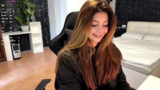 MishelVine online show from November 10, 10:10 am