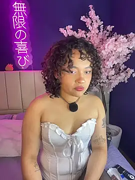  sarahRose online show from March 13, 5:42 am