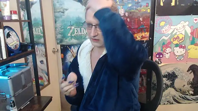 Savanah Banana  online show from November 14, 10:37 am