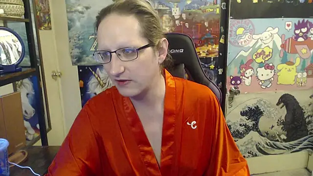 Savanah Banana  online show from April 30, 11:26 am