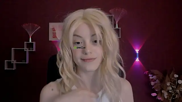 mia starrr  online show from March 13, 7:48 pm