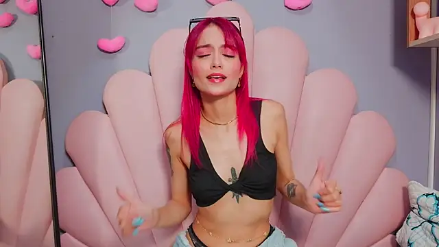 luci miller online show from April 29, 3:43 am