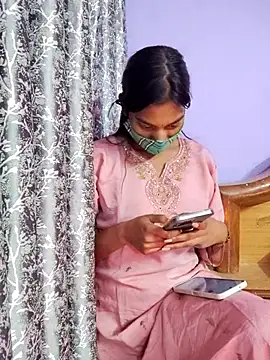 Student12th online show from December 5, 6:09 pm