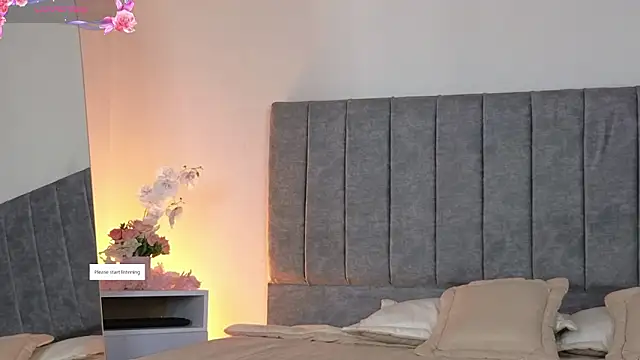 CurvyRosse  online show from March 10, 11:25 am