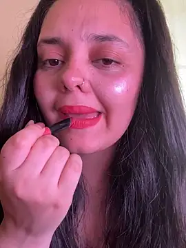 candicewest  online show from May 22, 5:33 pm