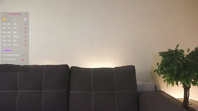 VinnieLaguna online show from November 30, 7:29 pm