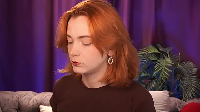 AvaRyder online show from March 8, 1:59 pm