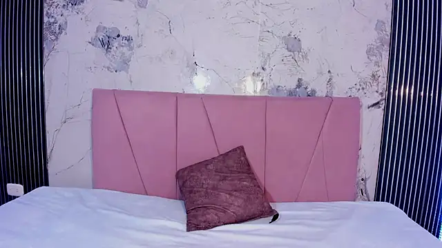 elena wolff online show from August 1, 12:07 pm