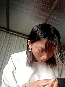 julybi online show from November 9, 6:20 am