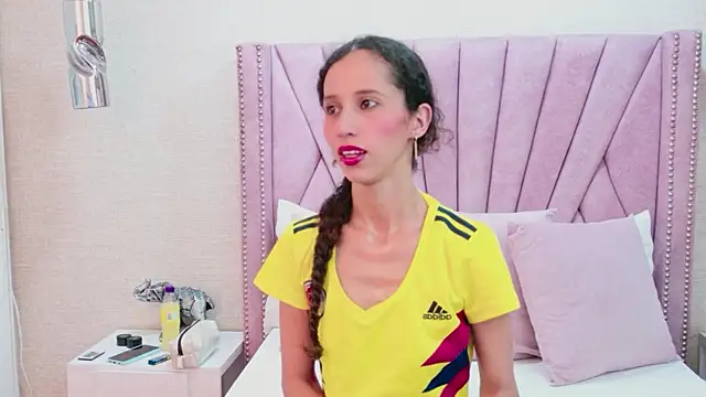 EimySanchez online show from July 7, 7:16 pm