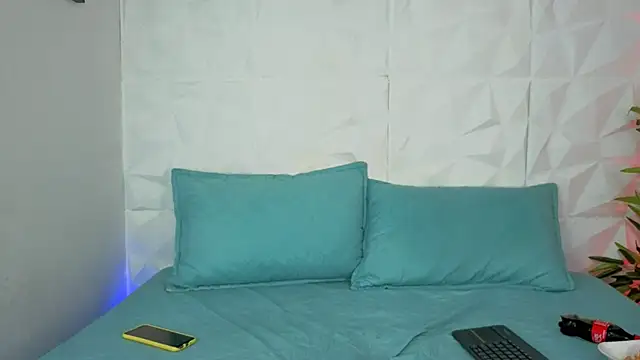 AuroraLanee  online show from November 21, 8:11 pm