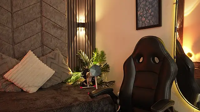 AuroraLanee  online show from January 17, 8:38 pm