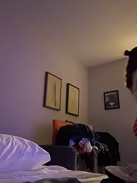 SaintNina online show from November 29, 4:38 am