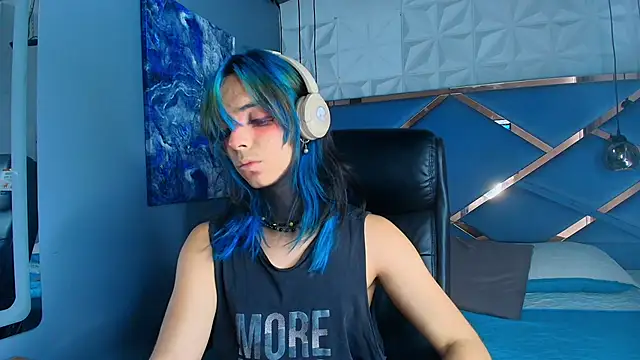 luxiel  online show from April 28, 9:29 pm