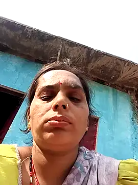 CUTE V SEXY online show from November 12, 8:23 am