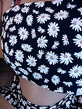 Sexy Divya   online show from June 26, 8:37 am