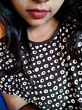 Sexy Divya   online show from June 17, 5:53 am