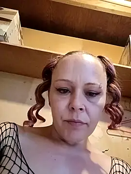 nikkibae33 online show from March 17, 11:20 pm