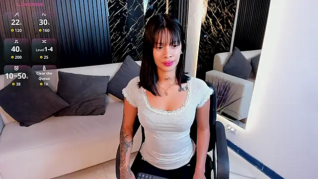 Saara Corraless online show from July 23, 5:21 pm