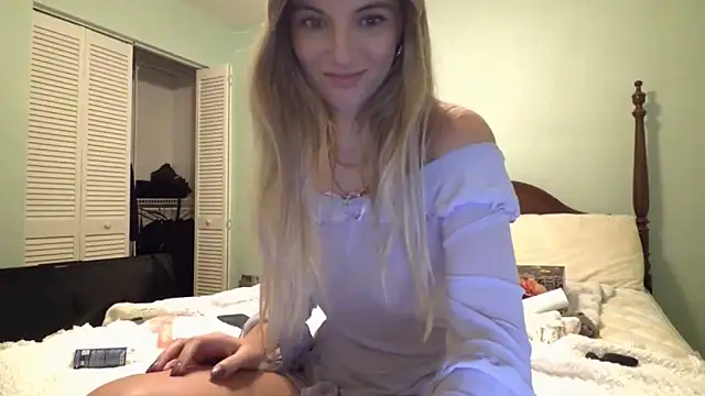 RosieCheeks  online show from July 23, 11:46 pm