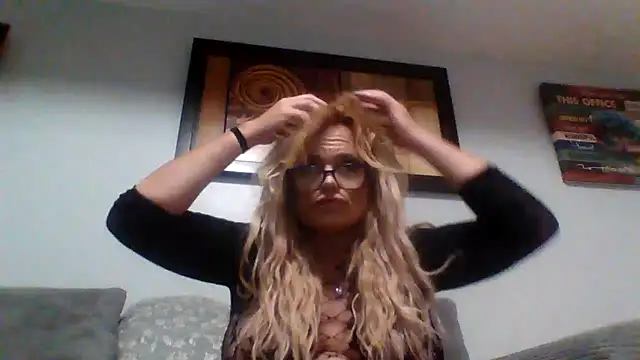 star whore online show from January 15, 9:48 am