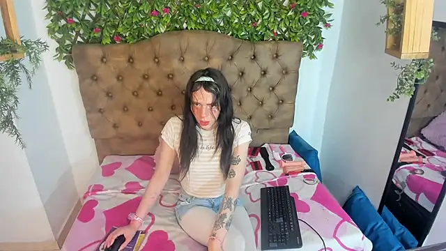 Sasha Sexxx1 online show from July 27, 9:12 pm